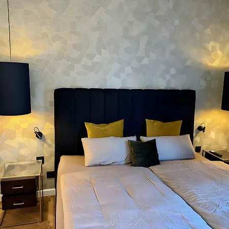 Zeitloser Luxus Am Wasserschloss Vakantiehuis Neukirchen (Erzgebirgskreis)