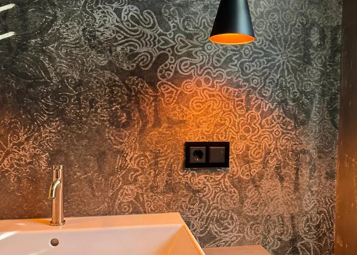 Ferienhaus Zeitloser Luxus Am Wasserschloss Neukirchen (Erzgebirgskreis)